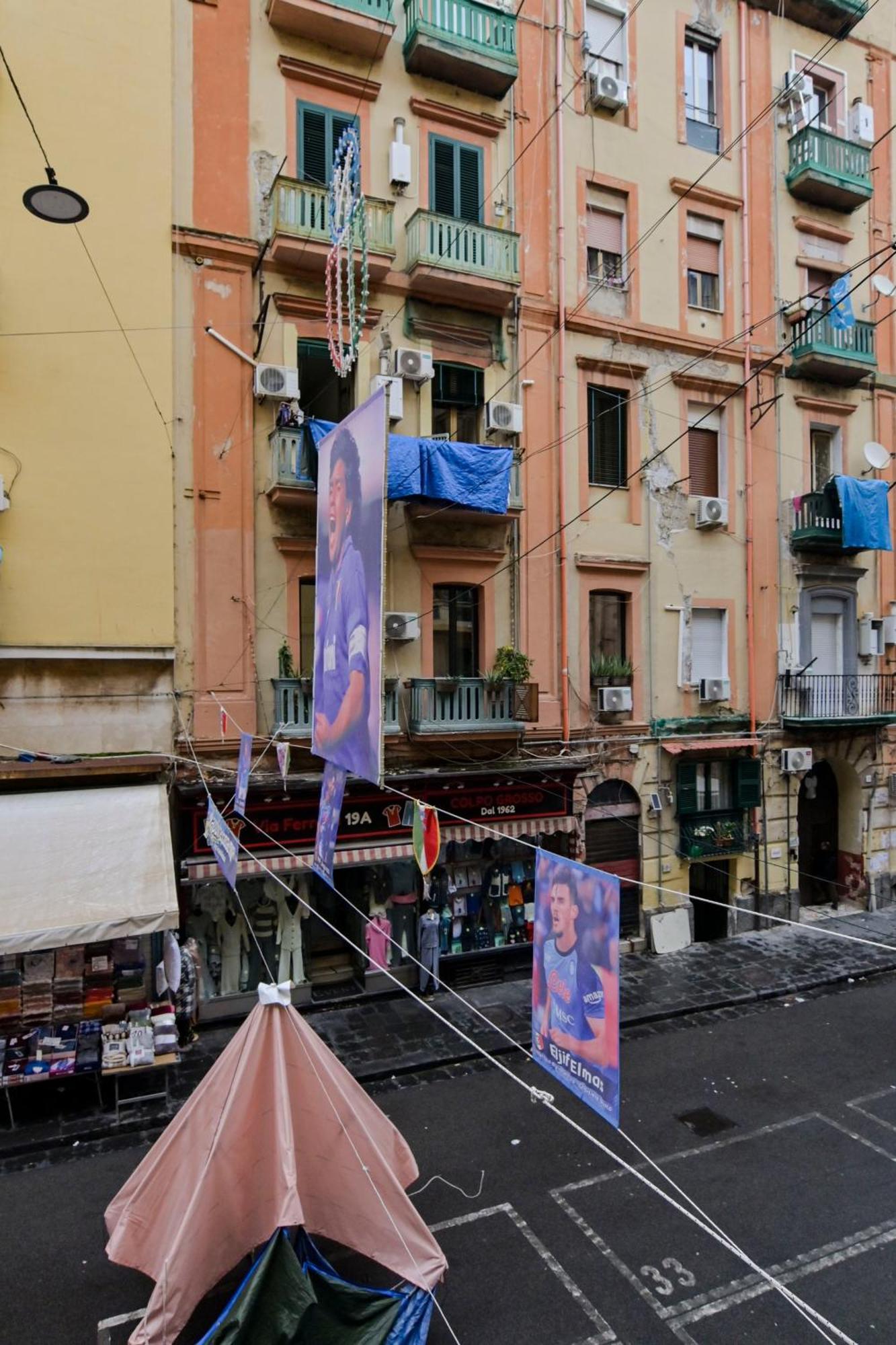 Cozy Central Residence Napoli Exterior photo