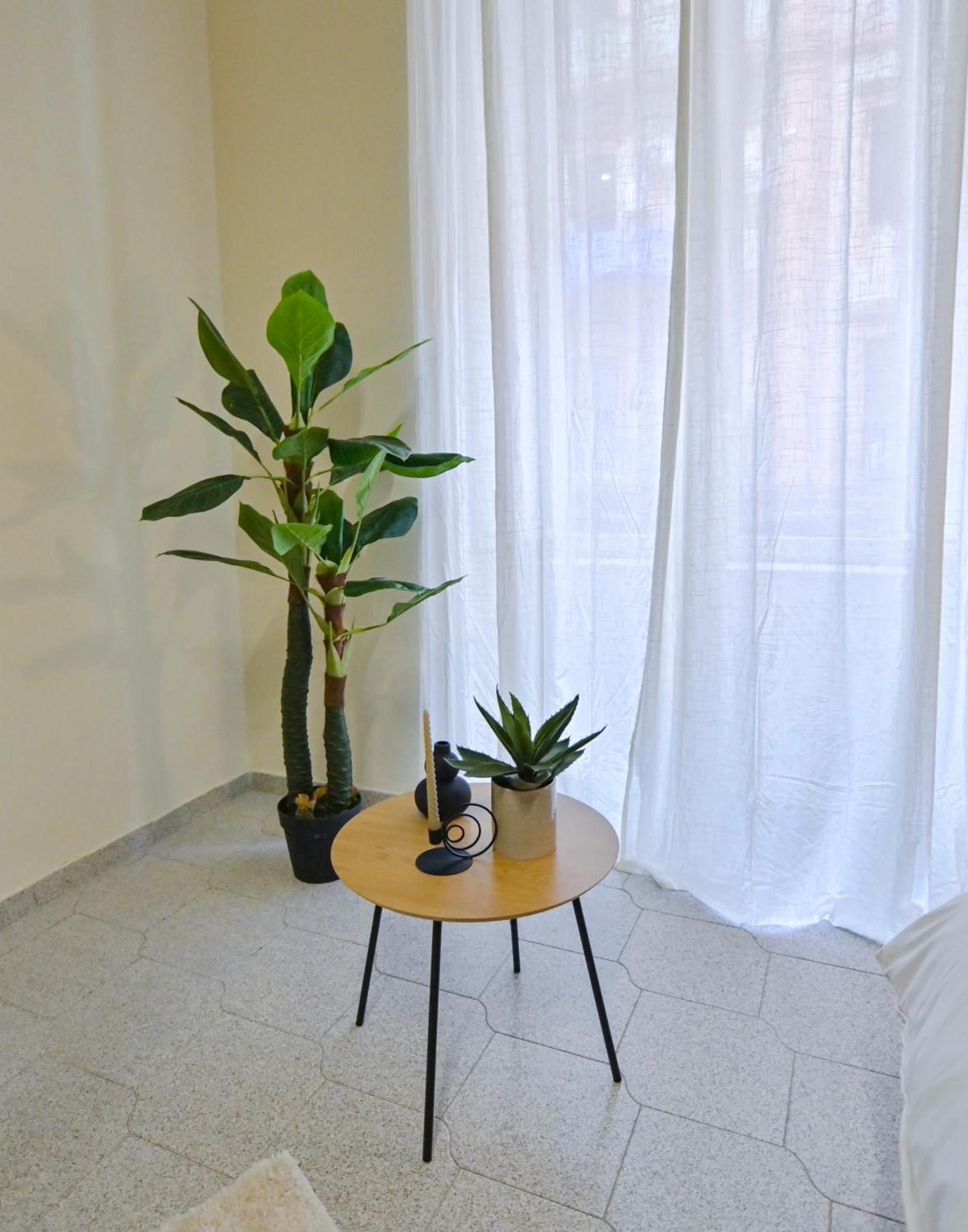 Cozy Central Residence Napoli Exterior photo