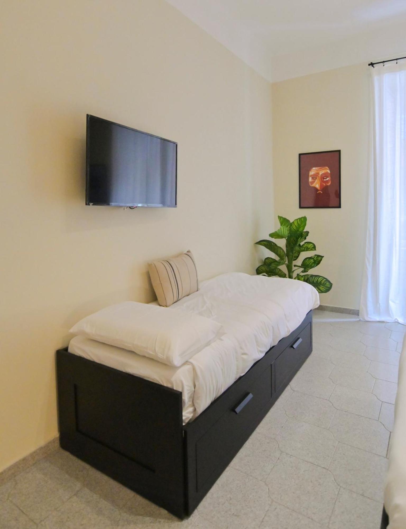Cozy Central Residence Napoli Exterior photo