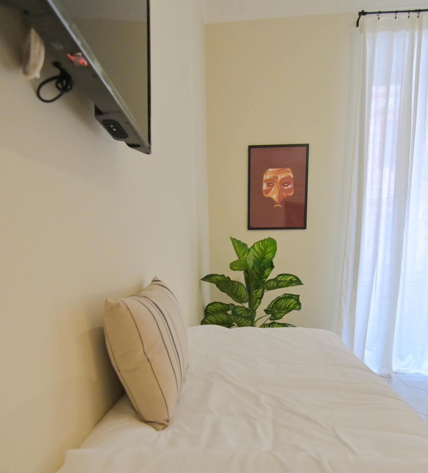 Cozy Central Residence Napoli Exterior photo