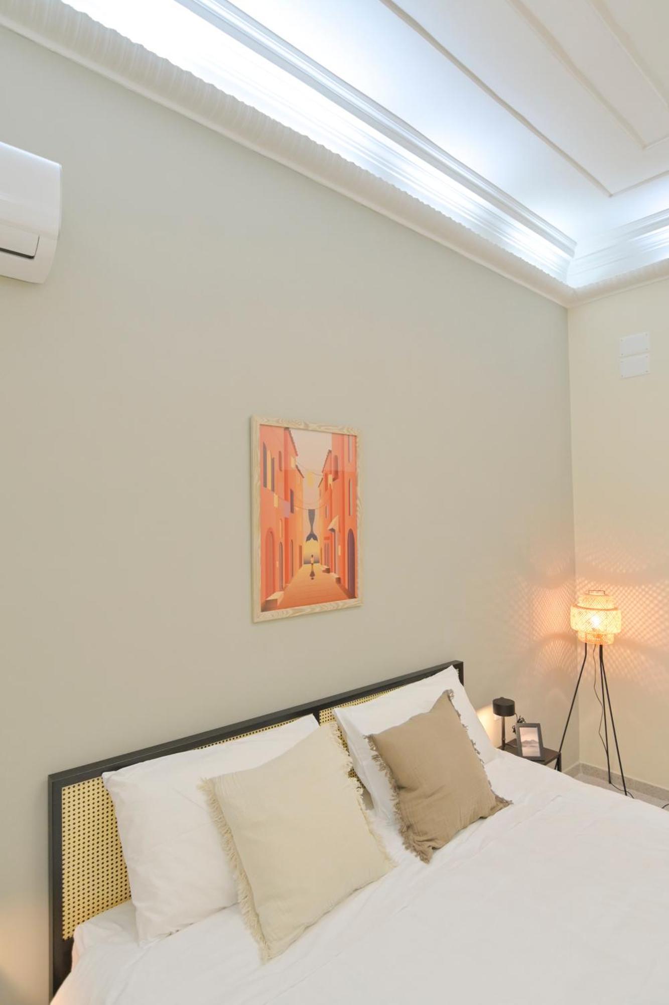 Cozy Central Residence Napoli Exterior photo