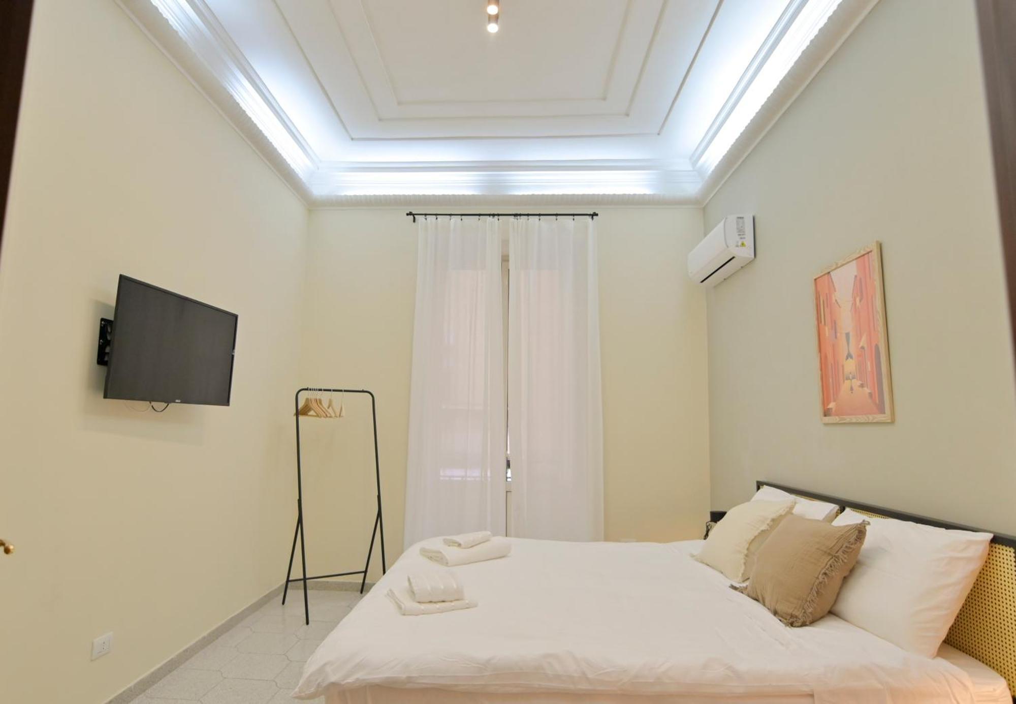 Cozy Central Residence Napoli Exterior photo