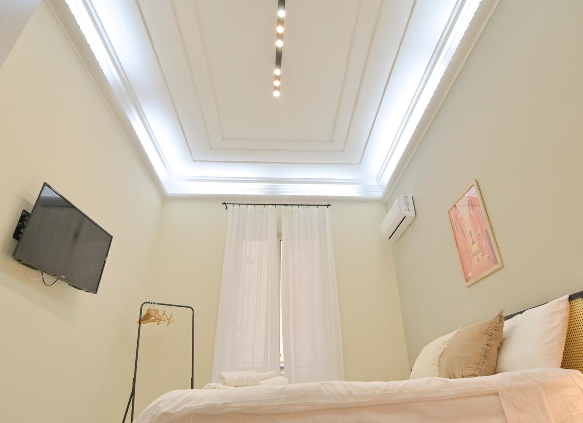 Cozy Central Residence Napoli Exterior photo